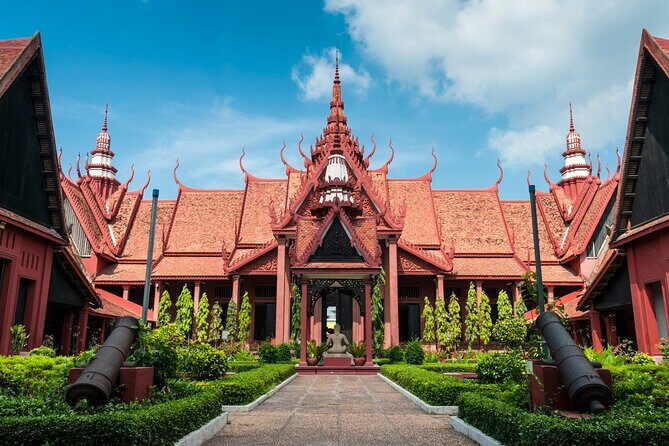 13 Days Private Tour to Cambodia, Angkor Wat and Vietnam - Phnom Penh: Royal sights, then real history