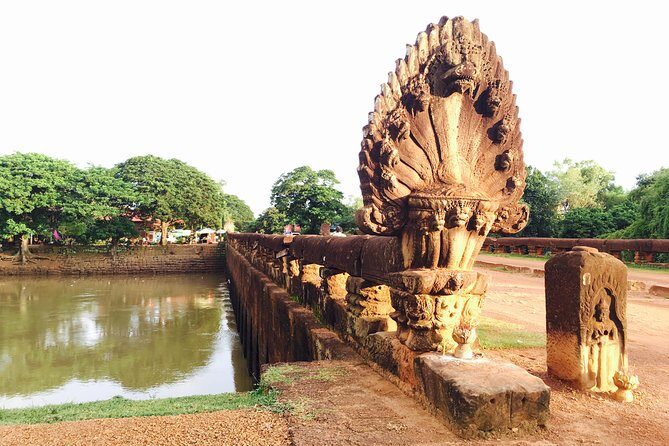 A day Trip Sightseeing Phnom Penh - Siem Reap - Private English Speaking Driver - Door-to-door pickup and an English-speaking driver that actually helps