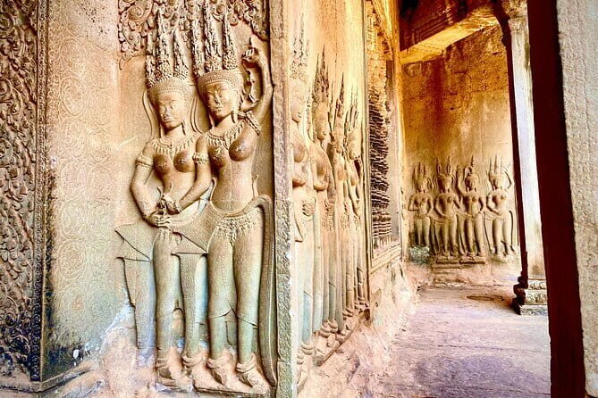 A Day Trip to Angkor Wat, Bayon, Taprohm from Phnom Penh - How the day starts: hotel pickup, early drive, and meeting the guide