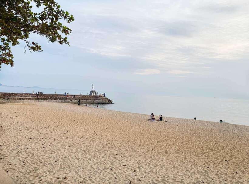 A Day Trip to Kep Beach and Kampot from Phnom Penh - Kep Market lunch: what’s included, what’s not, and where the crab comes in