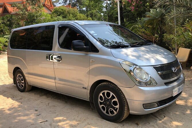 A Day Trip Transfer Sightseeing Phnom Penh Siem Reap - Key things to know before you go
