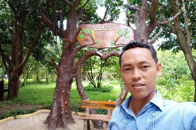 A Full Day Tour for Royal Palace, S21, Killing Fields & More - Price and logistics: what your $35 really covers