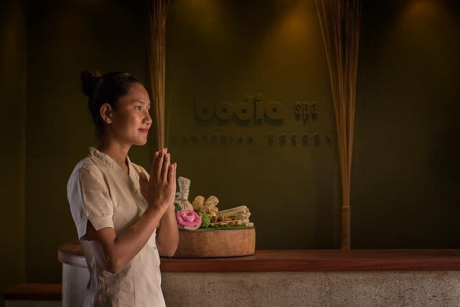 Apsara Indulgence 4 Hands Massage in Phnom Penh - How the 4-Hands Massage Feels in Practice