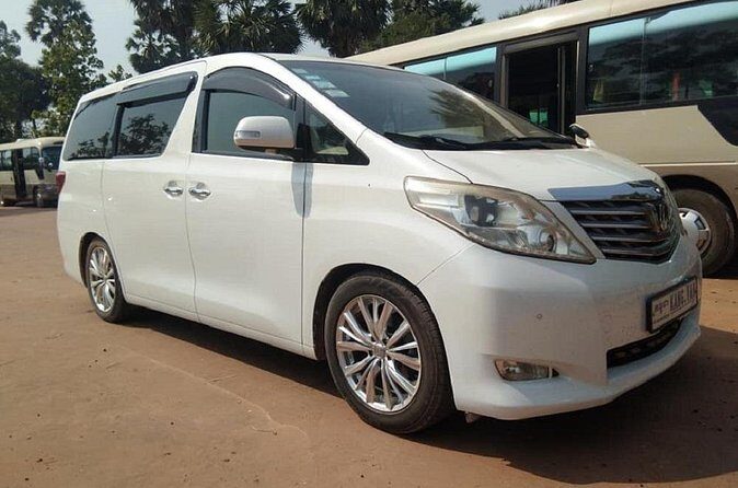 Best Private taxi Phnom Penh to Siem Reap - English Speaking - Included Stops: Spider Market and the Ancient Bridge