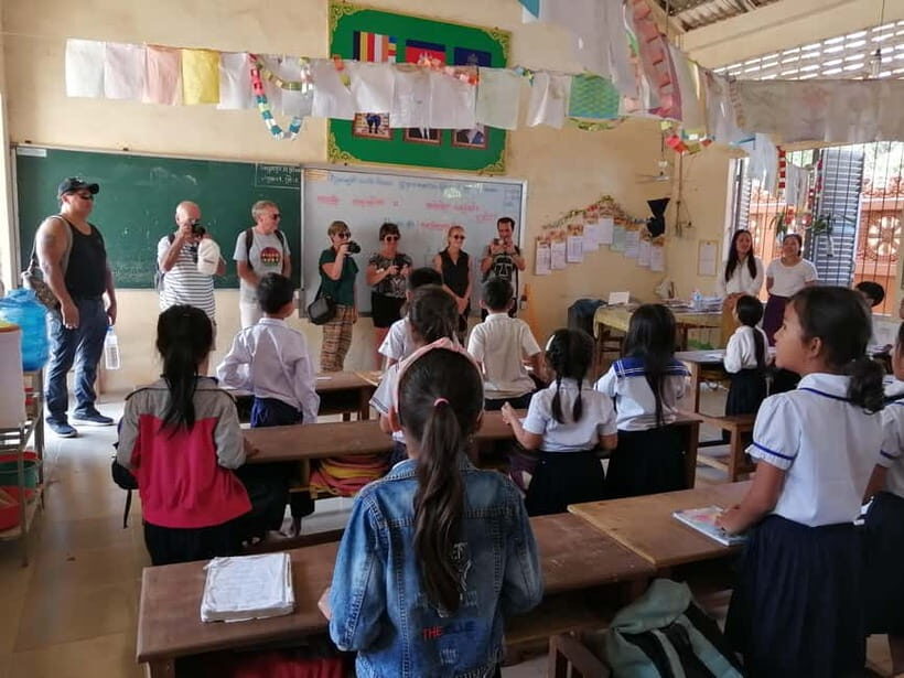 Boat trip to silk island with English speaking guide - The silk farm visit: what you learn from caterpillars to weaving