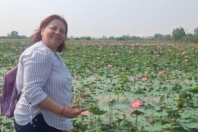 Comfortable Private Transfer Phnom Penh To Siem Reap - Driver quality matters: friendliness, patience, and humor