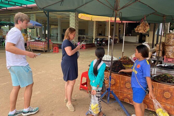 Exploring Siem Reap: Scenic Journey from Phnom Penh or Vice Versa - Kampong Phluk floating village: Tonlé Sap life on stilts and boats