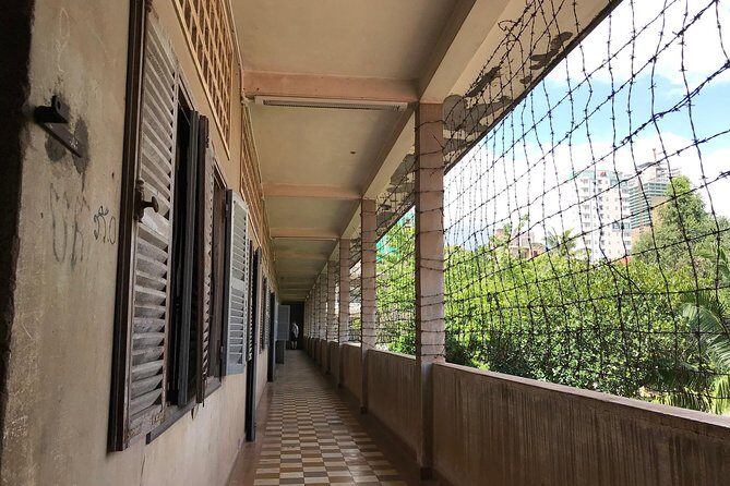 ( Free eSim) Phnom Penh Historical Full Day Tour - Getting there smoothly: pickup, private transport, and time on the clock