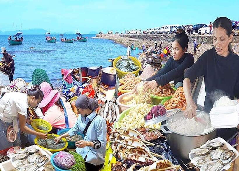 From Phnom Penh: Kampot and Kep Day Trip with English Guide - La Plantation stop: shopping time with a guided eye