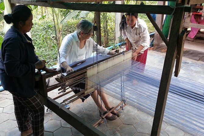 Full-Day Phnom Penh City & Silk Island with a local Tuk Tuk Tours - Wat Phnom: the shorter temple stop that closes the circle