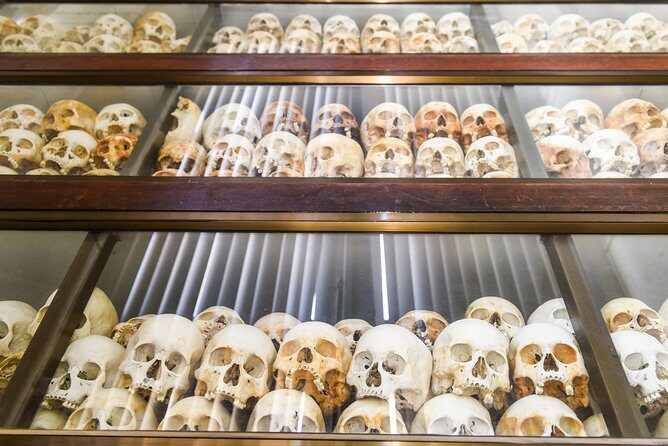 Full-Day Phnom Penh Sightseeing Tour & Killing Field - Stop 2: National Museum in an old building with pre-Angkorian focus