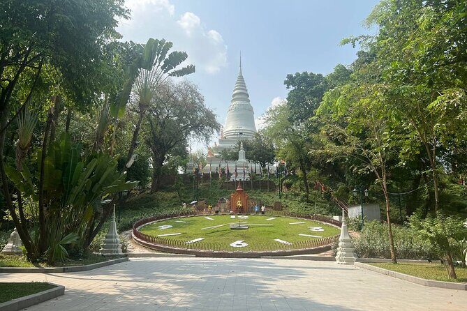 Guided Phnom Penh Heritage Tour - Raffles, No Problem Villa, and the creative student stop that takes extra time