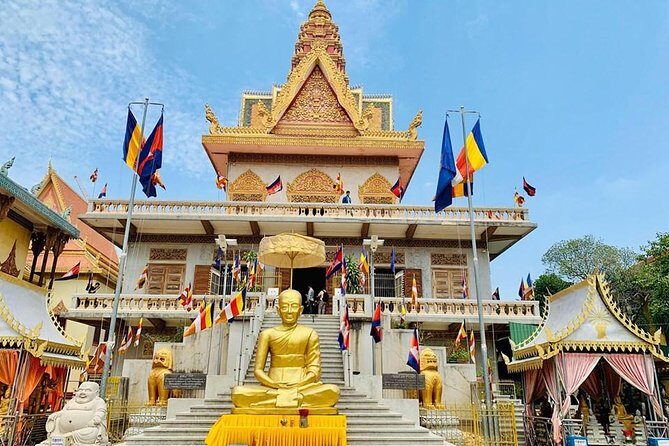 Half-Day Phnom Penh City Tours - Wat Phnom: the temple that towers above the city