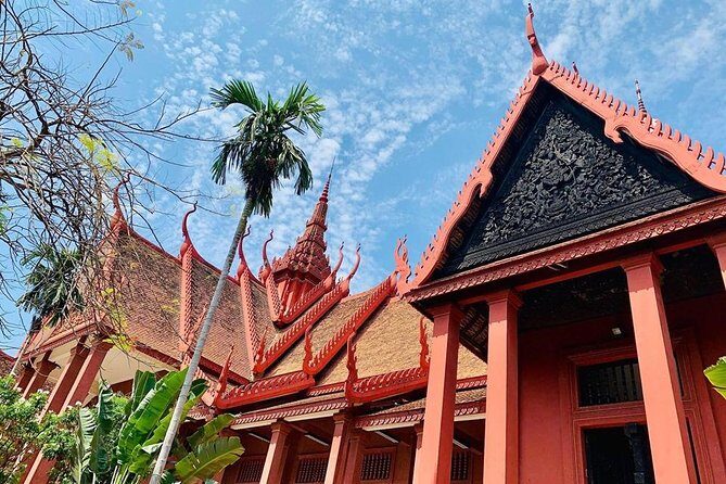 Half-Day Phnom Penh City Tours - Central Market: a 1937 dome built for everyday Phnom Penh