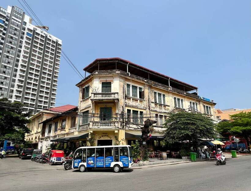 Heritage tour of Phnom Penh in electric bus - Key Points You’ll Care About