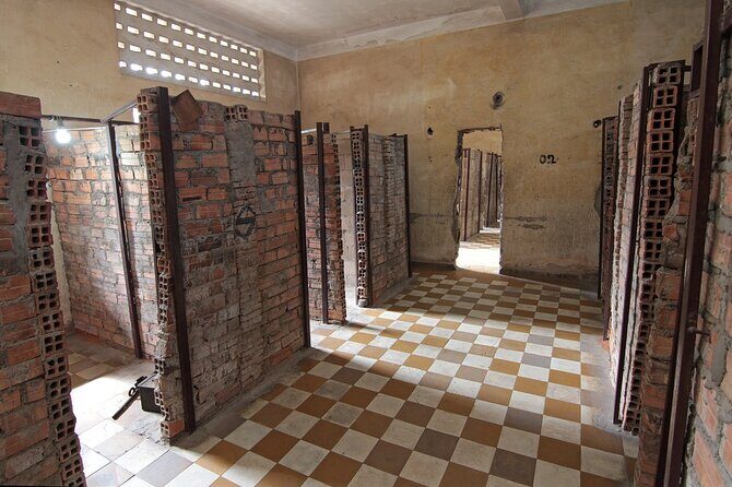 Killing Fields & Toul Sleng Genocide Museum Tickets With Tuk Tuk - Choeung Ek Genocidal Center: Peaceful Fields and the Memorial Truth