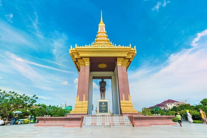 Koh Dach Silk Island and Phnom Penh Full Day Private Tour - Logistics that matter: dress, walking, and a long day reality check