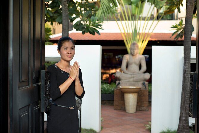 One Day Private Guide Tours History in Phnom Penh Incl. admission - Who should book this private guide day