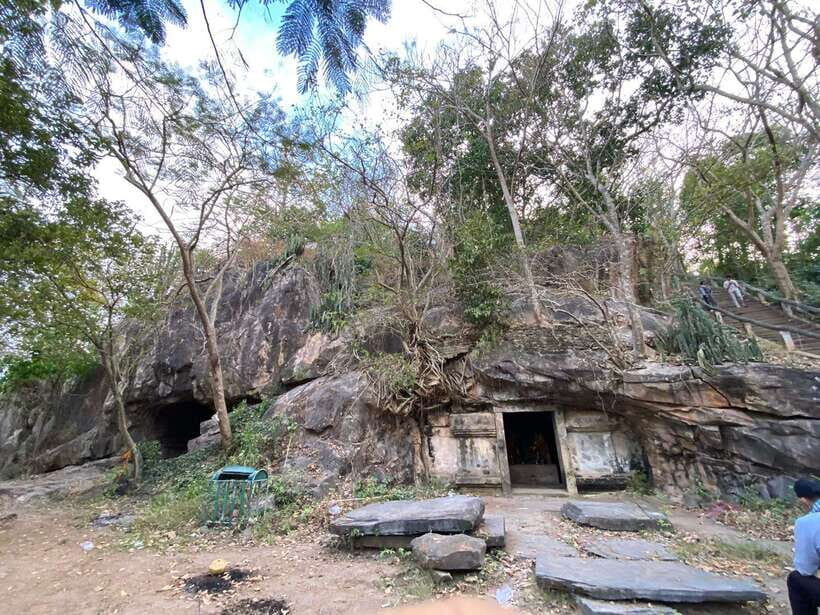 One Day Trip to Phnom Da, Ta Prohm Bati, Neang Khmao & Chiso - Phnom Chisor: a 50 km hillside temple with a staircase you can’t ignore
