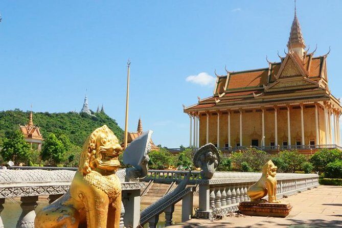 Oudong and Koh Chen Island - Full Day Cruise & Tour with English speaking guide - A day on the Tonle Sap waters: Phnom Penh to the old-capital area