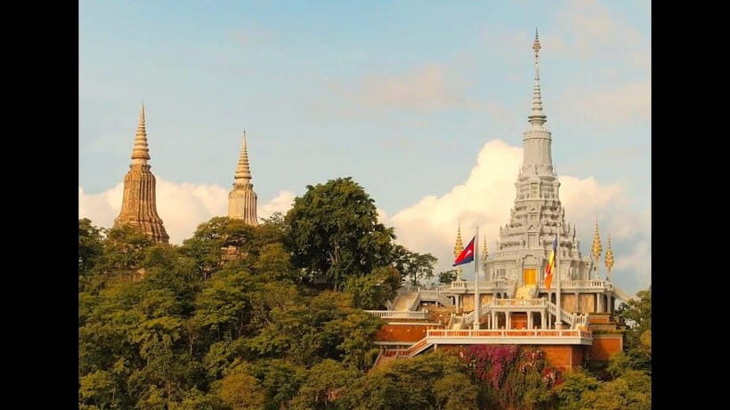 Oudong Mountain & Phnom Baset Private Tours from Phnom Penh - Tonle Sap River photo stops and the real Cambodia route