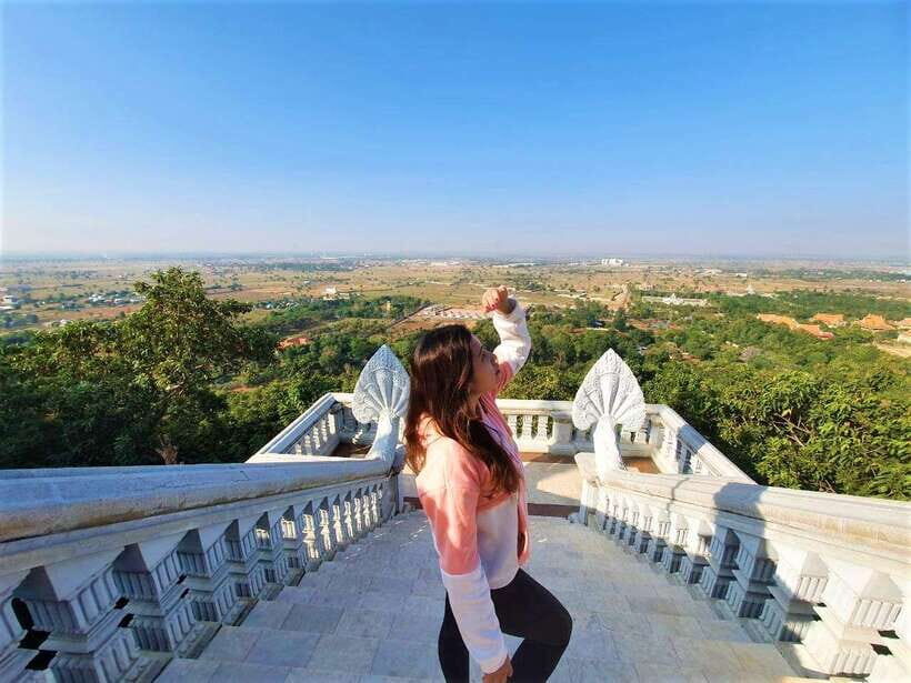 Oudong Mountain & Phnom Penh Full Day Private Tour - Quick takeaways before you go