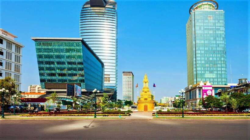 Oudong Mountain & Phnom Penh Full Day Private Tour - Buddhist meditation centers and the Silver Smith Making Village