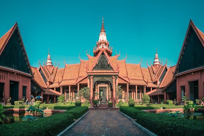 Phnom Pehn City Must See Highlight Guided Tour - Getting Picked Up and Running the Day on Your Schedule