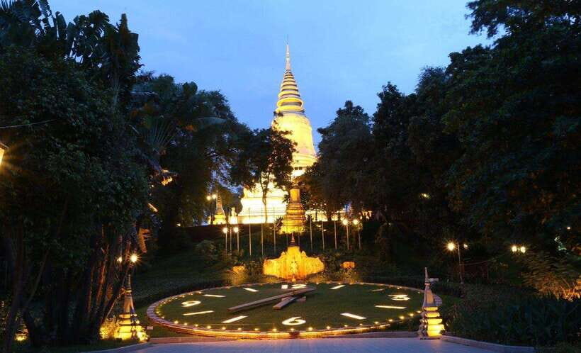 Phnom Penh: 9 Exciting Spots Evening Tuk-Tuk Tour - Why Phnom Penh Looks Better After Dark by Tuk-Tuk