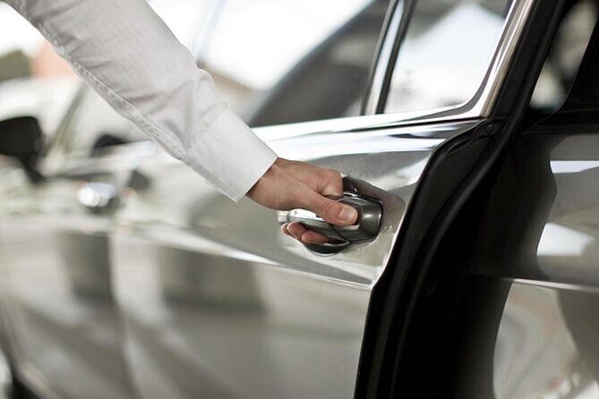 Phnom Penh Airport (KTI) Private Hotel Pickup or Drop-off - Price and logistics: what the $35 per group really covers