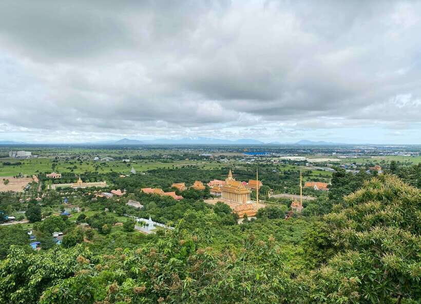 Phnom Penh - Battambang Transfer Plus Stop Sightseeing - Boat Ride Plus Entrances Plus Insurance: Where the $118 Value Comes From