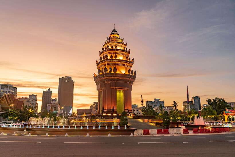 Phnom Penh City & Silk Island Full Day Tour by Tuk Tuk - Inside the Royal Palace Grounds: Silver Pagoda Without the Full Palace Hassle