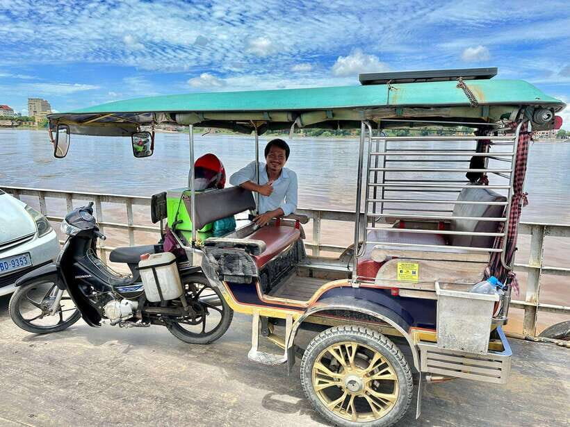 Phnom Penh: City & Silk Island Full or Half Day Tour - Independence Monument, Sihanouk statue, and the Royal Palace inside