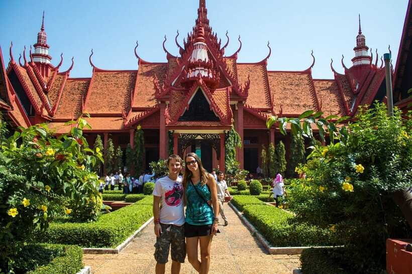 Phnom Penh City Tour + Mekong River Boat Trip - Independence Monument: 1955 symbolism with Naga snake details