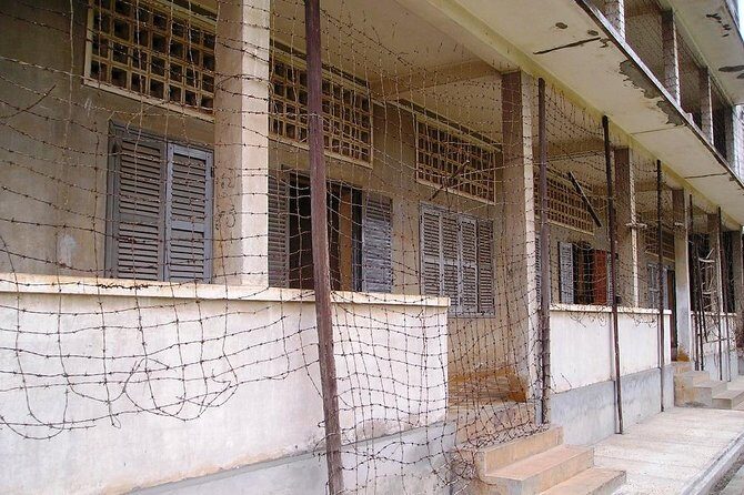 Phnom Penh City Tour, Silver Pagoda, Genocide Museum, Killing Fields - Royal Palace and Silver Pagoda: More Than Pretty Buildings
