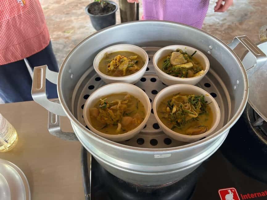 Phnom Penh Evening Food Tour -On Promotion Price limit Offer - How $39 buys you a real Phnom Penh night (not just one meal)