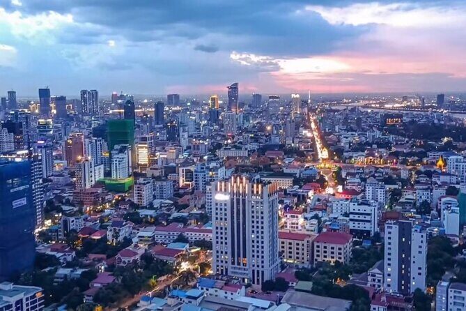Phnom Penh Full Day Private Tours - Tuol Sleng Genocide Museum and Choeung Ek Killing Fields: When History Becomes Personal