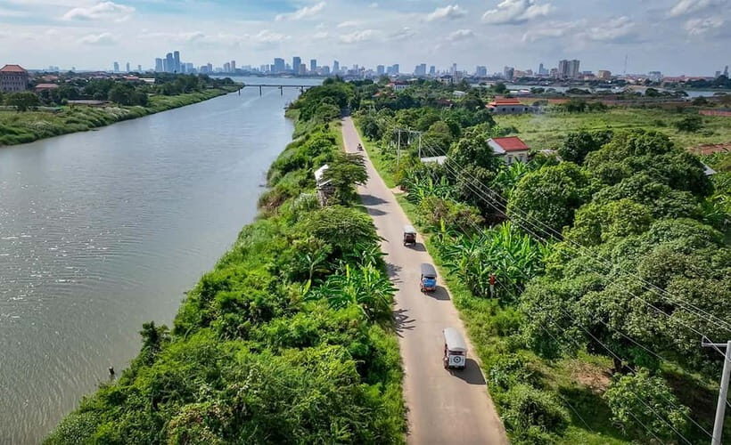 Phnom Penh Haft Day Tour to Silk Island by Tuk Tuk - Key Highlights You’ll Care About