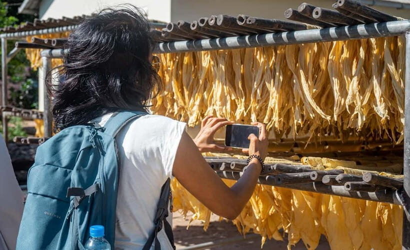Phnom Penh Haft Day Tour to Silk Island by Tuk Tuk - Five Stops on Koh Dach: Temple, Market, Farms, and Craft Work