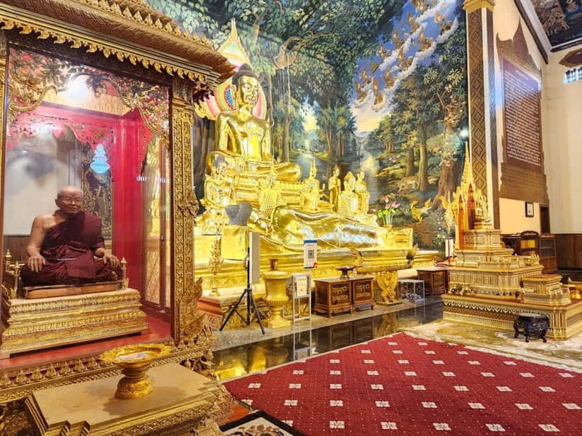 Phnom Penh: Highlights Tour Including S21 and Killing Fields - A tight 9-hour loop: city icons plus S21 and Choeung Ek