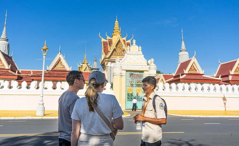 Phnom Penh Historical Sites Tour by Tuk Tuk - Tuol Sleng Genocide Museum: the hardest stop, with real guidance