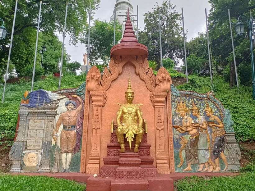 Phnom Penh Historical Sites Tour by Tuk Tuk - Who this tour suits best (and who might not love it)