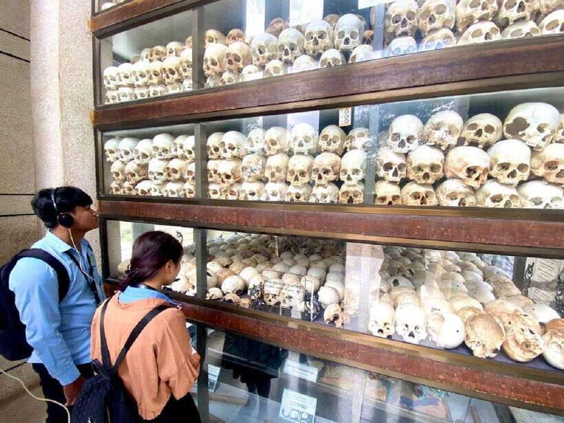 Phnom Penh: Killing Fields and Prison S21 Bus Tour - The bus ride between sites: comfort plus context from the Pol Pot documentary