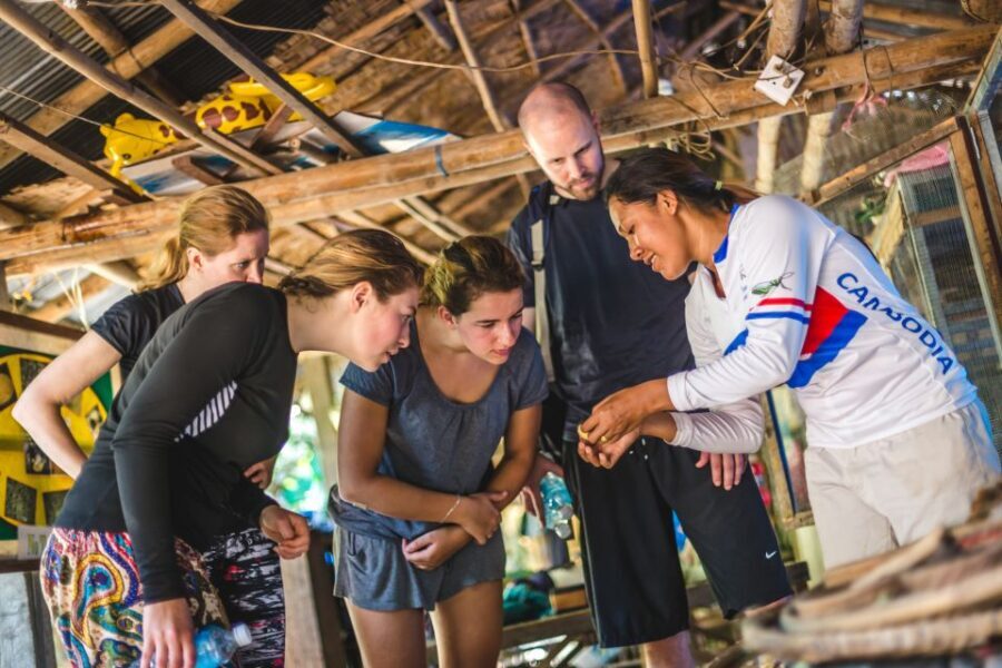 Phnom Penh: Mekong Islands & Silk Islands Guided Bike Tour - Lotus Silk Farm & Shop: watching traditional skills become real