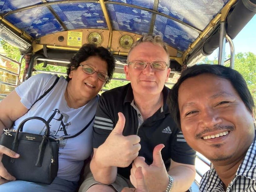 Phnom Penh: Private City Tour by Tuk-Tuk/Full or Half Day - Transfer to the Killing Fields: Choeung Ek
