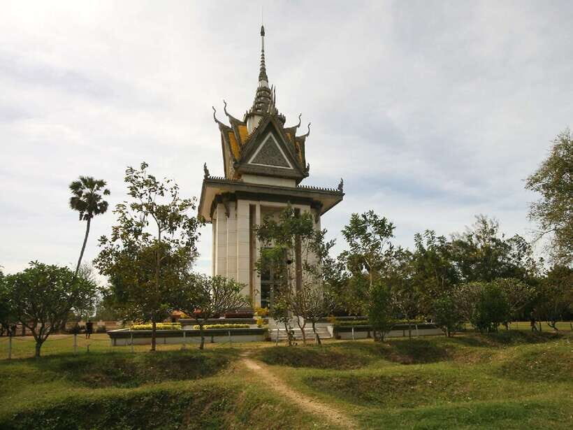 Phnom Penh private tour Tuol Sleng & Choeng Ek Killing Field - Key things to know before you go