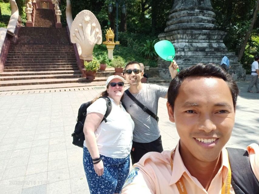 Phnom Penh: Royal Palace, S21, Killing Fields & More Tour - Monuments and Parks: Independence, Alliances, and Modern Phnom Penh