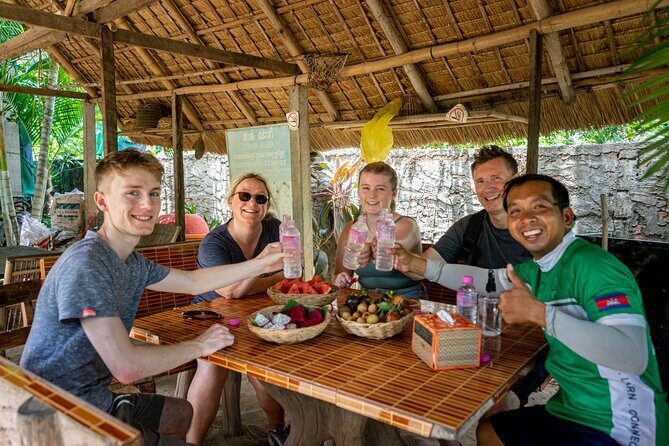 Phnom Penh Silk Island Bike Tour/ E-Bike or Tuk Tuk - Ferry to Silk Island: why this route feels like river life