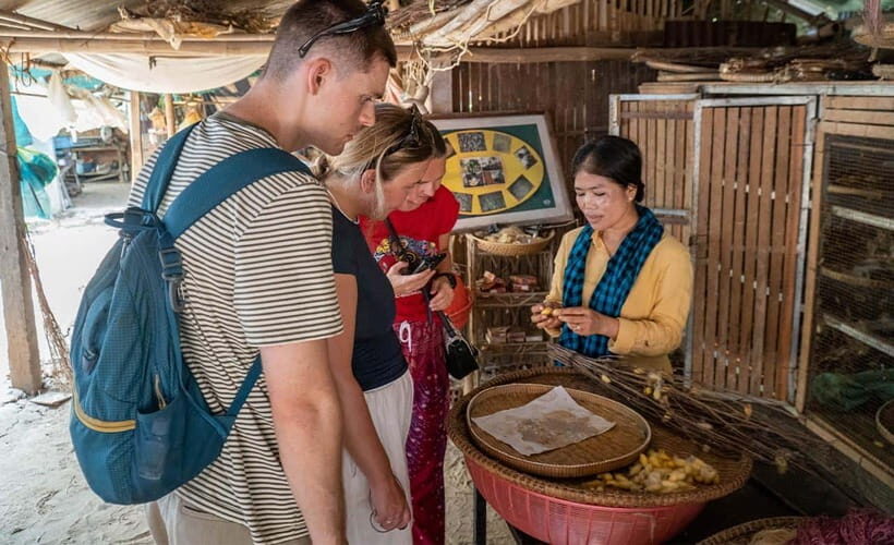 Phnom Penh: Silk Island Tour by Vespa with Tuk Tuk Available - The ferry trip that changes the whole mood