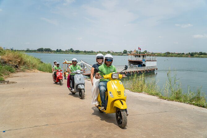 Phnom Penh Silk Island Vespa Tour / Tuk Tuk Available - Crossing to Silk Island: ferry time and what to expect